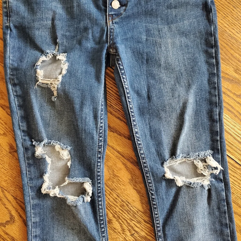 Free People Jeans Womens Size 26 Blue‎ Distressed Skinny Denim Womens
